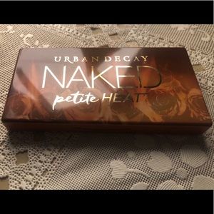 Urban Decay Naked Petite Heat Palette
